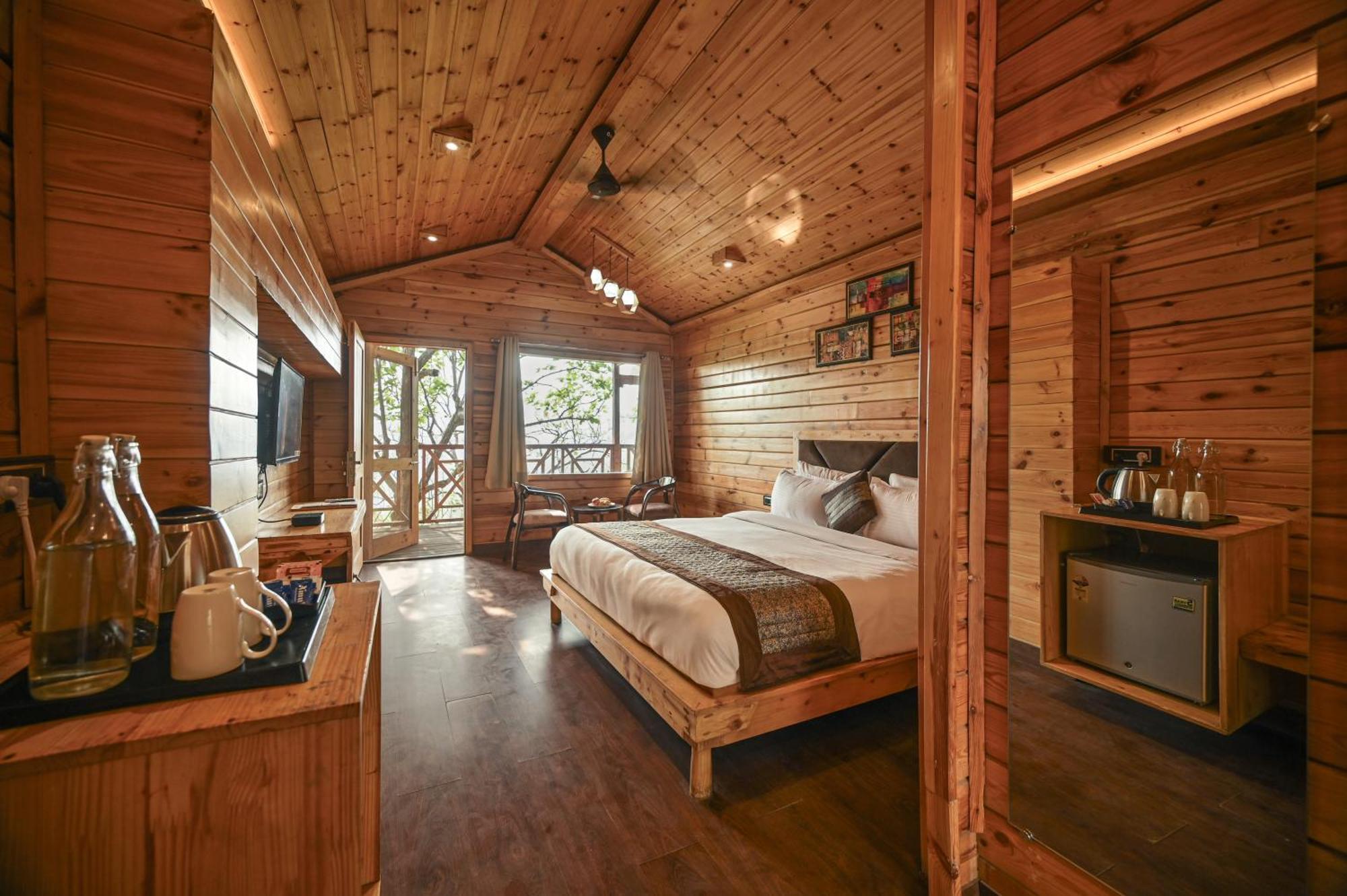 Aavaas Hill Resort Lansdowne Cameră foto
